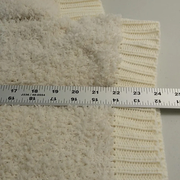 FILLY FLAIR LIGHT & FLUFFY CREW NECK CREAM SWEATER - Picture 4 of 6